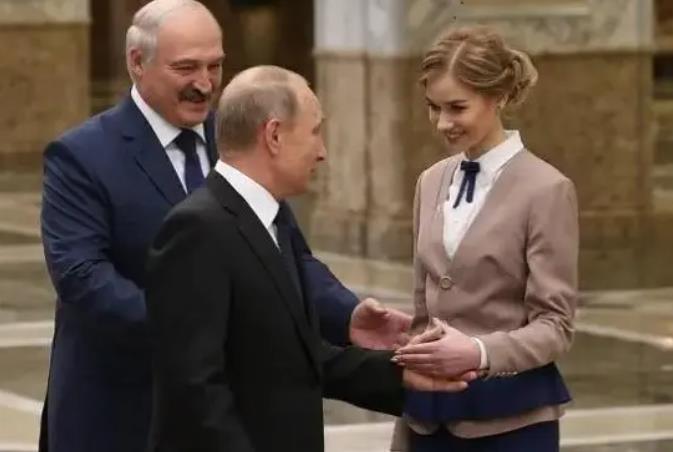 女子遇威脅，機智求助私人保鏢獲救